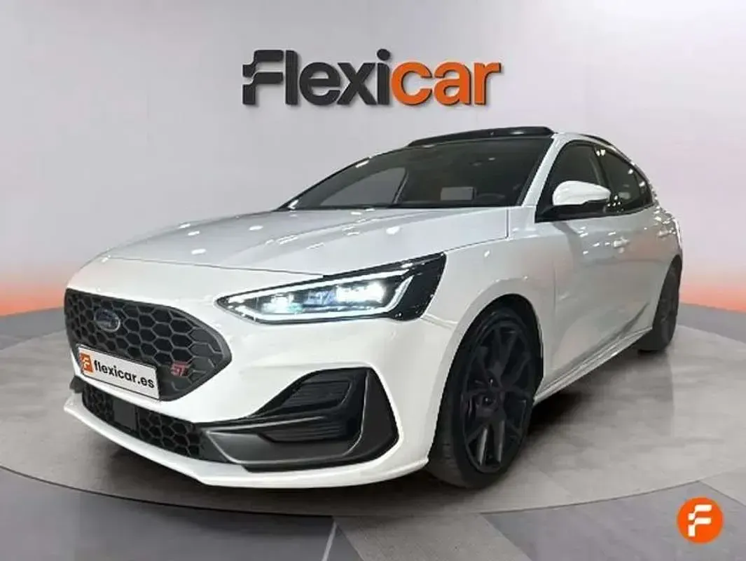 Usado Ford Focus ST 280 CV (205 kW) 2025 Blanco Utilitario