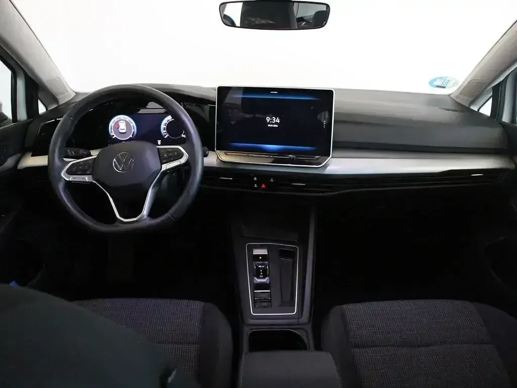 Usado VW Golf VIII 116 CV (85 kW) 2024 Blanco