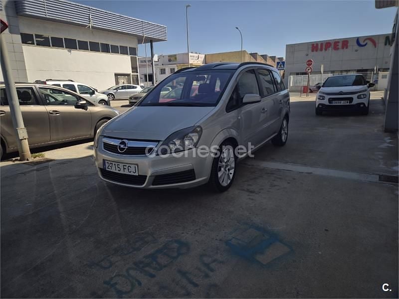 Usado Opel Zafira Cosmo 120 CV (88 kW) 2007 Gris / plata Monovolumen