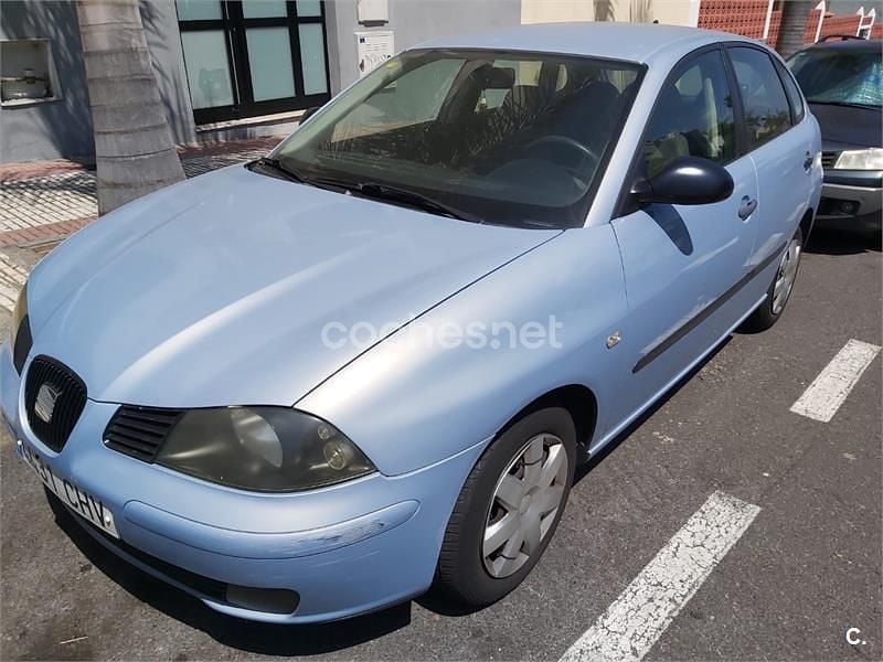 Usado Seat Ibiza 75 CV (55 kW) 2003 Gris / plata Utilitario