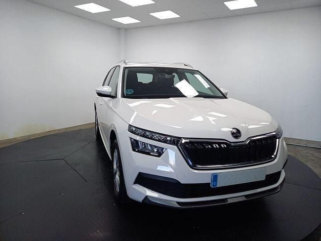 Usado Skoda Kamiq Ambition 115 CV (84 kW) 2021 Blanco SUV