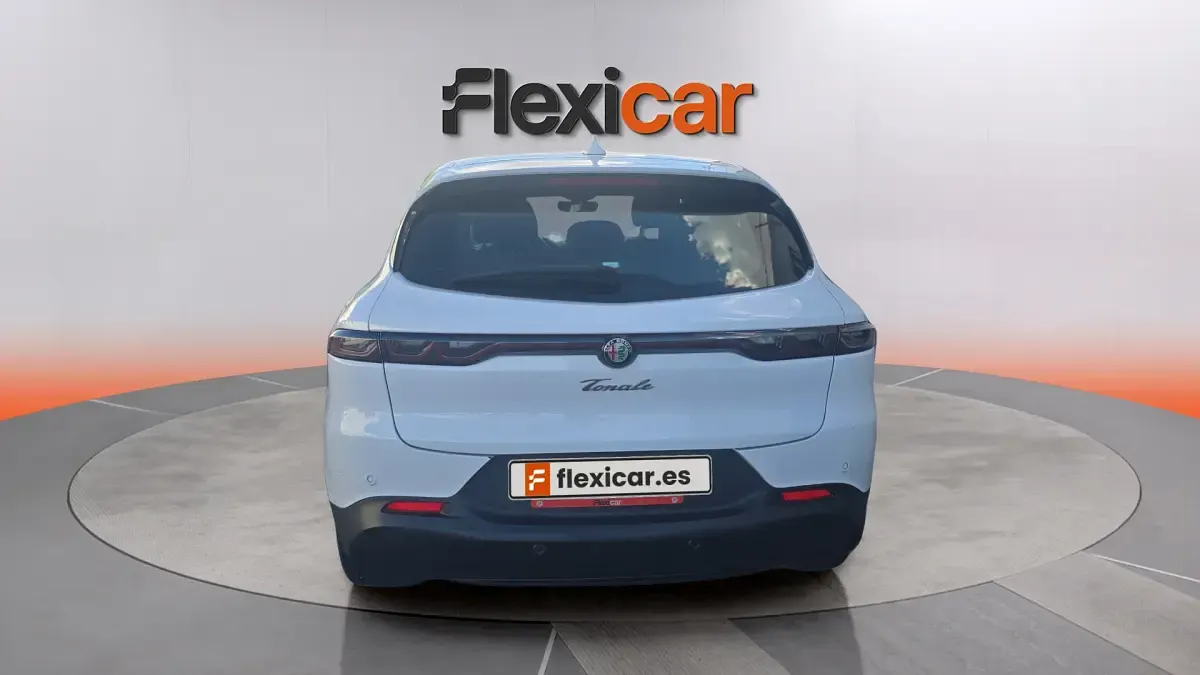 Usado Alfa Romeo Tonale Edizione Speciale 131 CV (96 kW) 2022 Blanco SUV