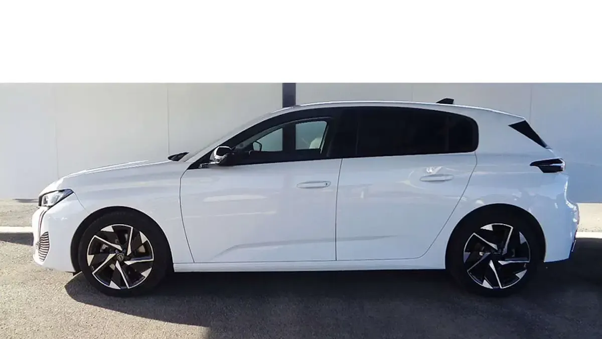 Usado Peugeot 308 Allure 131 CV (96 kW) 2022 Utilitario