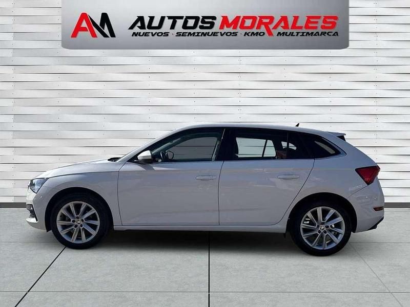 Usado Skoda Scala Style 110 HP (80 kW) 2024 Branco Citadino