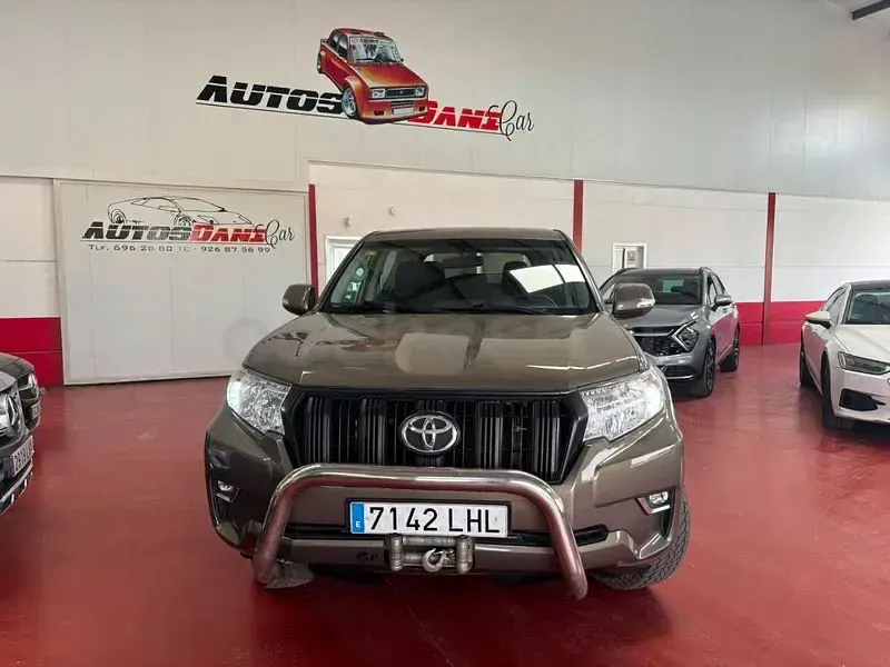 Usado Toyota Land Cruiser 204 CV (150 kW) 2020 Verde SUV