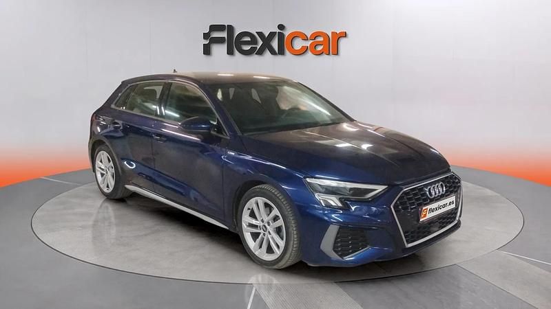 Usado Audi A3 S-Line 150 CV (110 kW) 2021 Azul Berlina