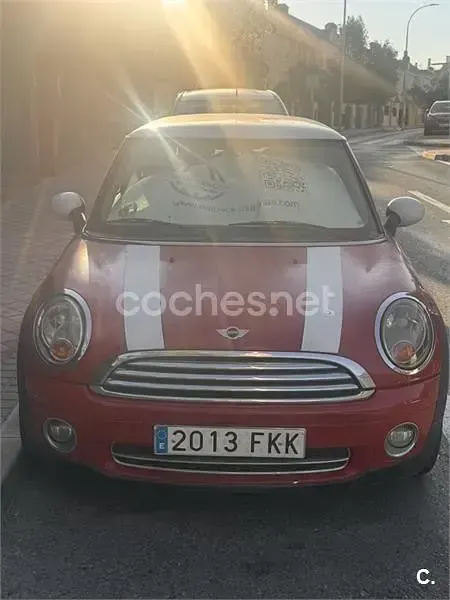 Usado Mini Cooper 120 CV (88 kW) 2007 Rojo Utilitario