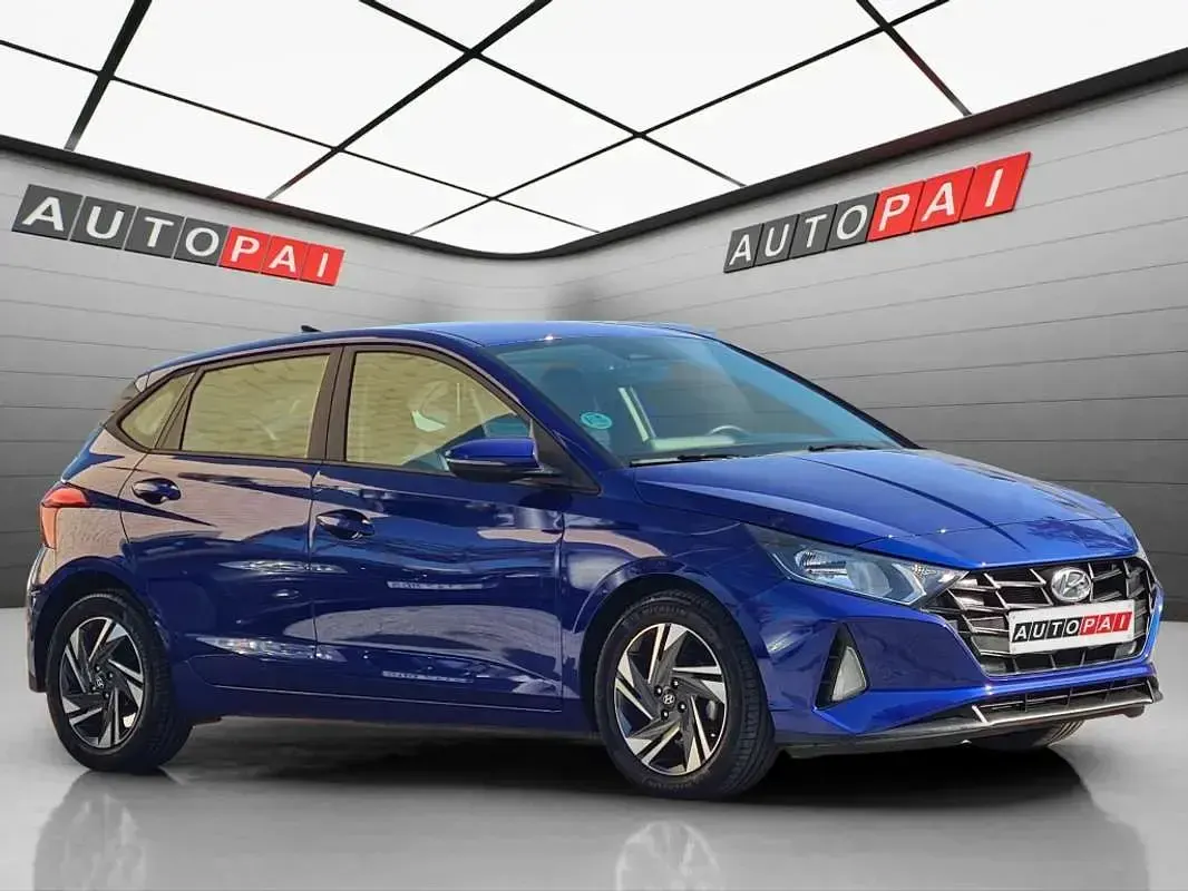 Usado Hyundai i20 84 CV (61 kW) 2022 Azul Utilitario