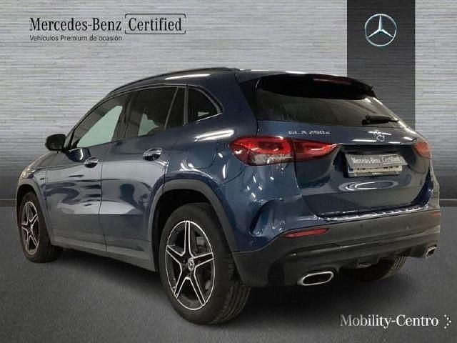 Usado Mercedes GLA250 AMG line 218 CV (160 kW) 2022 Azul denim SUV