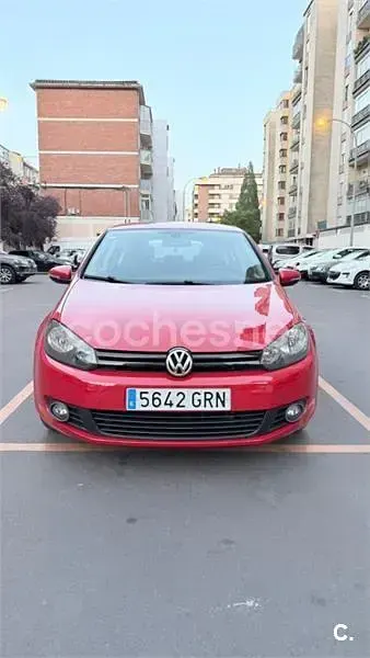 Usado VW Golf VI Advance 105 CV (77 kW) 2009 Rojo Utilitario