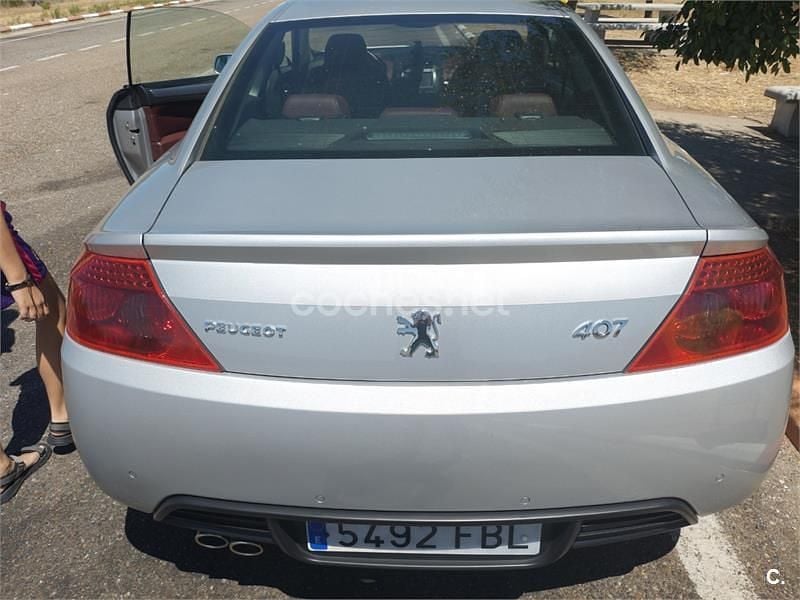 Usado Peugeot 407 Coupe 211 CV (155 kW) 2006 Gris / plata Coupe