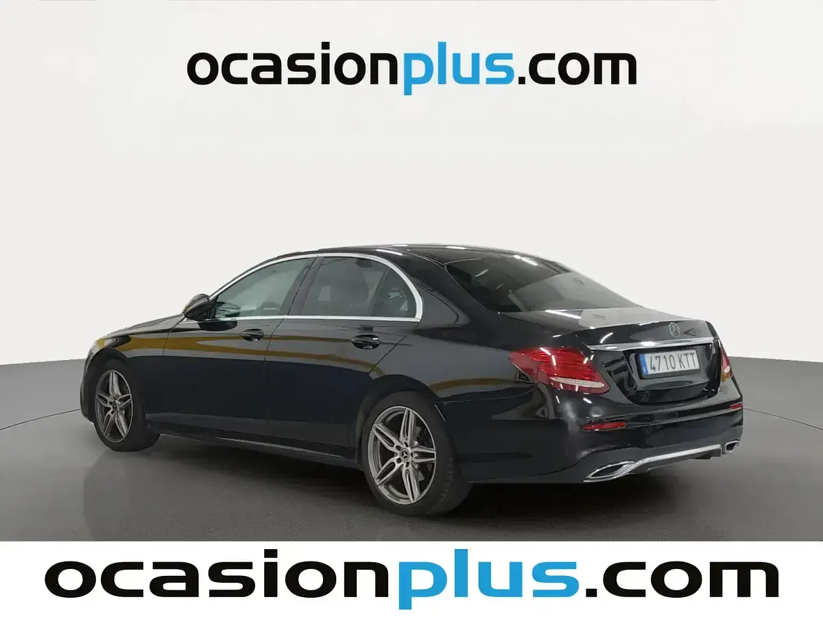 Usado Mercedes E220 194 CV (142 kW) 2019 Negro Berlina