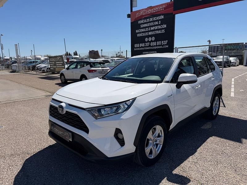 Usado Toyota RAV4 Hybrid Business Edition 222 CV (163 kW) 2022 Blanco SUV