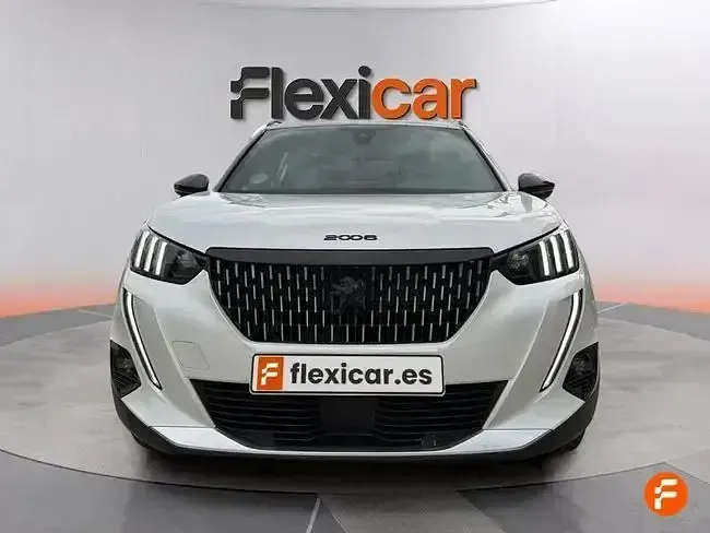 Usado Peugeot 2008 GT-line 130 CV (95 kW) 2020 Blanco SUV