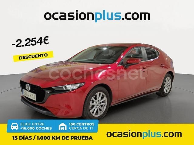 Rojo Usado 2025 Mazda 3 Prime-Line Berlina | 24.800 € - Imagen 1/4