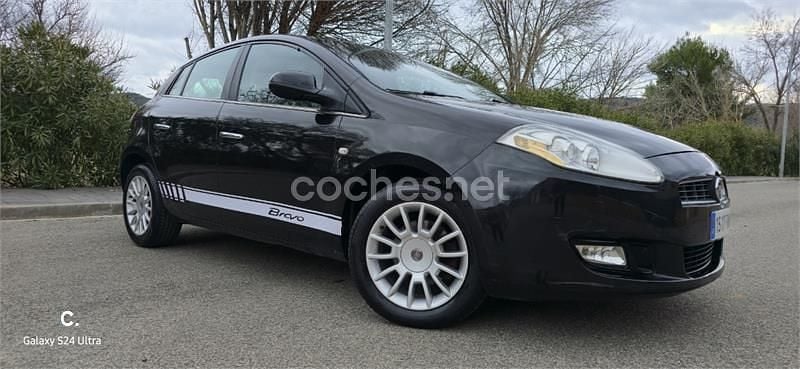 Usado Fiat Bravo Dynamic 120 CV (88 kW) 2007 Negro Utilitario