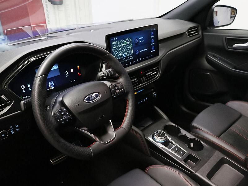 Usado Ford Kuga ST-Line X 243 CV (178 kW) 2024 Azul SUV