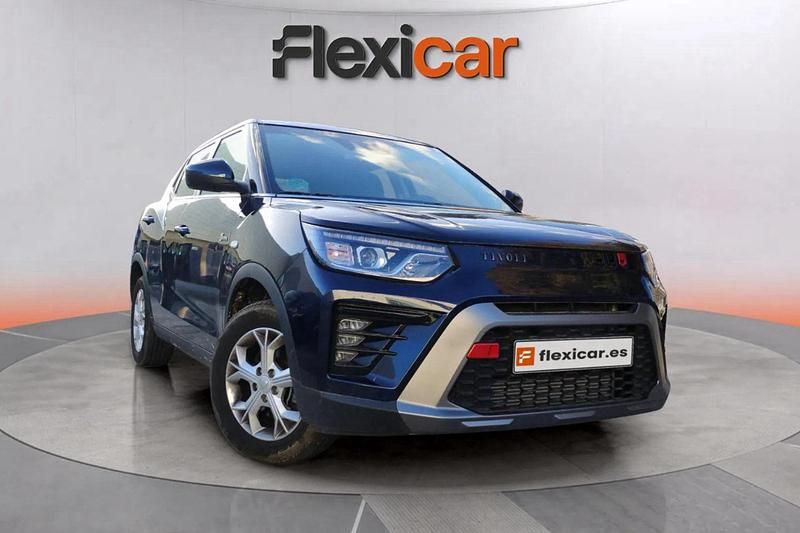 Azul Usado 2024 Ssangyong (KGM) Tivoli SUV | 17.990 € (Precio justo) - Imagen 1/4