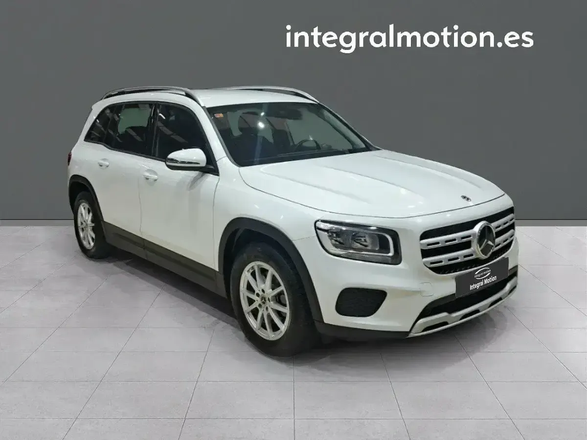 Usado Mercedes GLB180 113 CV (83 kW) 2021 Blanco SUV