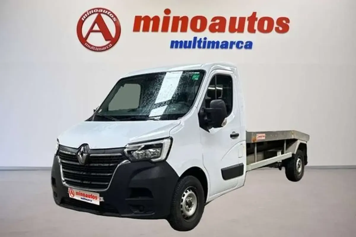 Usado Renault Master 131 CV (96 kW) 2023 Blanco Monovolumen