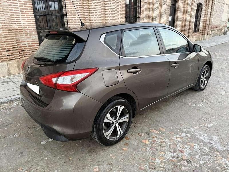 Usado Nissan Pulsar N-Connecta 116 CV (85 kW) 2015 Marrón Utilitario