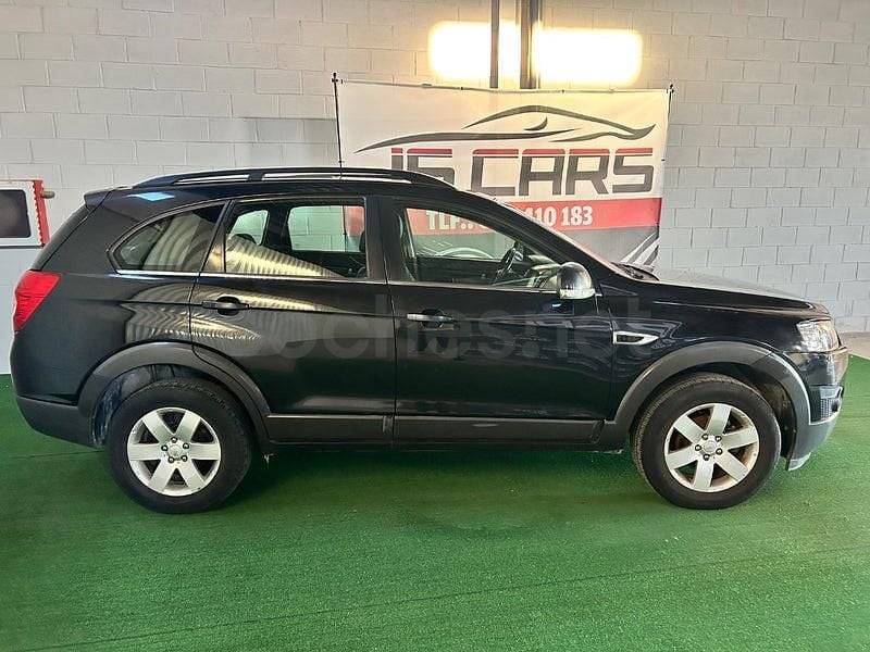 Usado Chevrolet Captiva LT 184 CV (135 kW) 2012 Negro SUV
