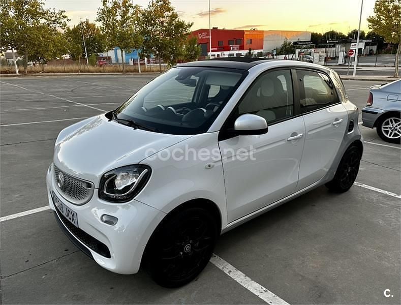Usado Smart ForFour Passion 71 CV (52 kW) 2015 Blanco Utilitario