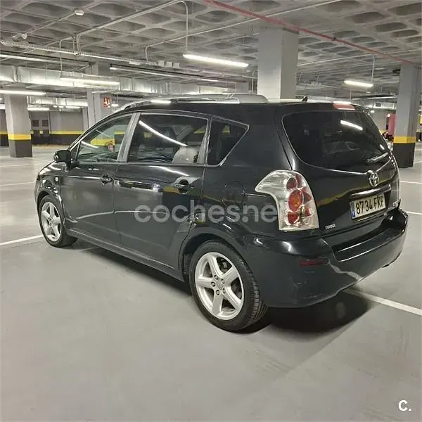 Usado Toyota Corolla Verso Sport 177 CV (130 kW) 2007 Negro Monovolumen