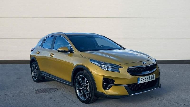 Usado Kia XCeed 141 CV (103 kW) 2021 Amarillo SUV