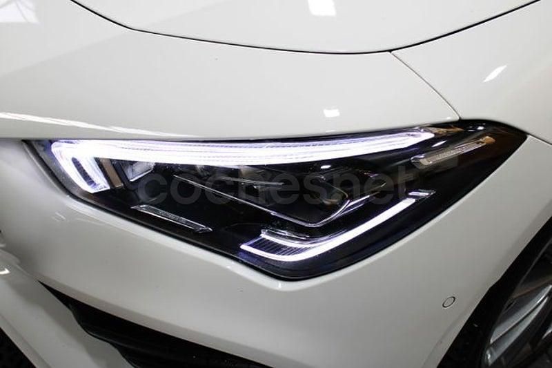 Usado Mercedes CLA220 190 CV (139 kW) 2023 Blanco Berlina