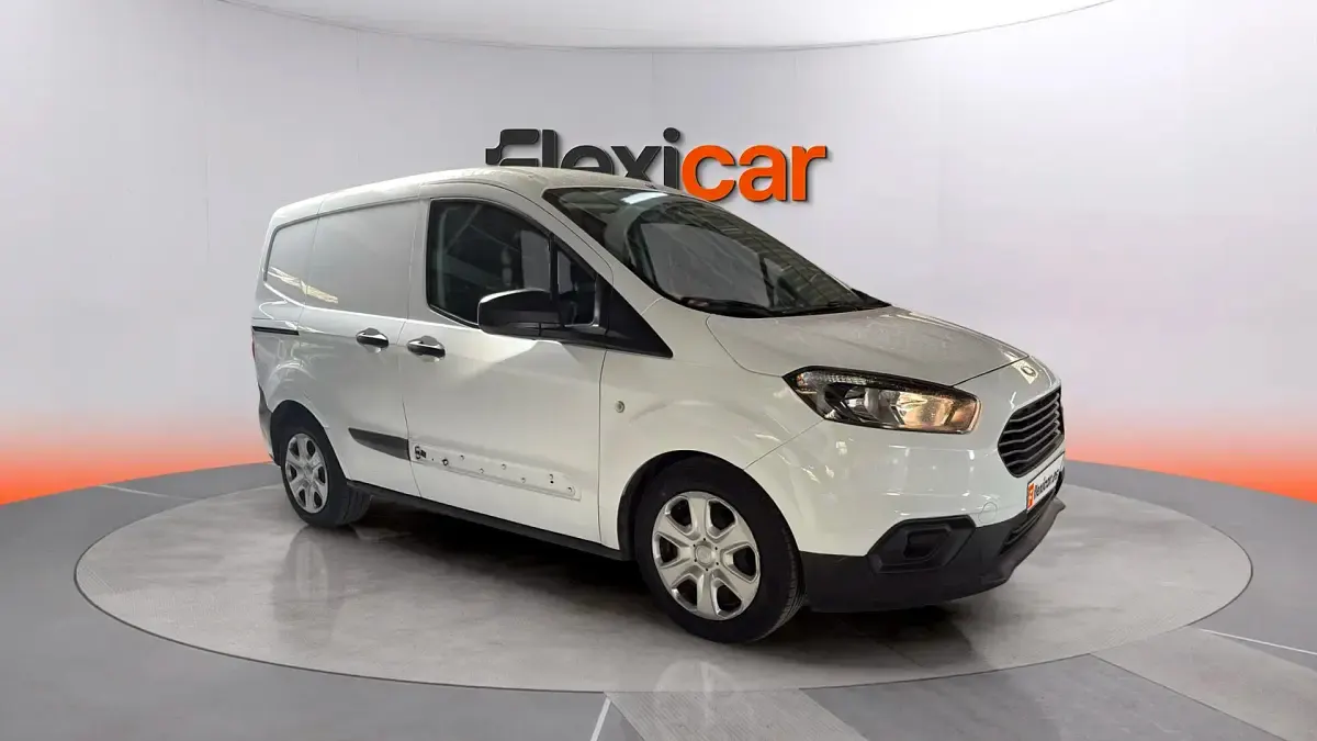 Usado Ford Tourneo Courier Sport 100 CV (73 kW) 2023 Monovolumen