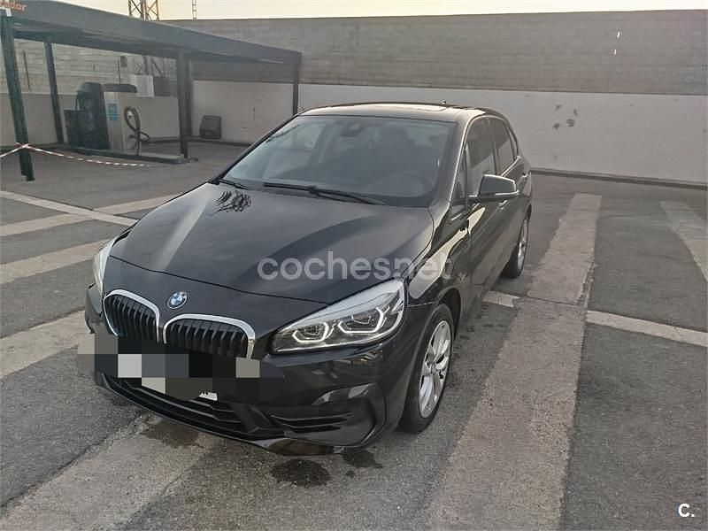 Usado BMW 225 Active Tourer 220 CV (161 kW) 2021 Negro Monovolumen