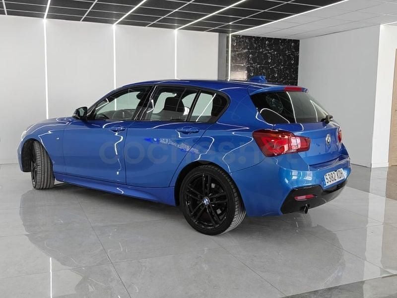 Begagnad BMW 118 Shadowline 150 HK (110 kW) 2017 Blå Halvkombi