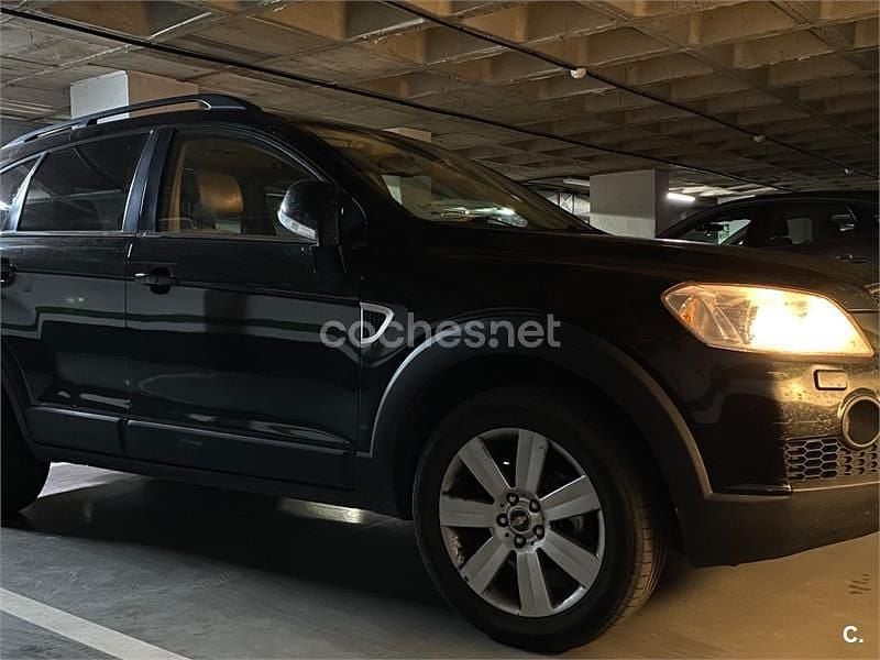 Negro Usado 2008 Chevrolet Captiva SUV | 3200 € (Buen precio) - Imagen 1/4