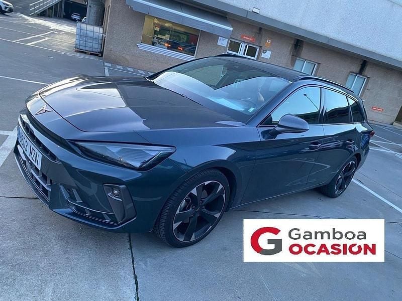 Usado Cupra Leon 150 CV (110 kW) 2025 Gris Familiar