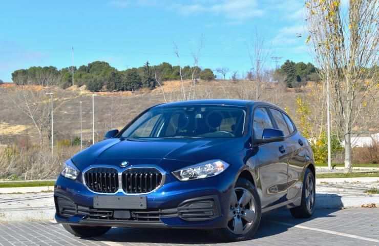 Negro Usado 2018 BMW 116 Sport Line Utilitario | 19.900 € - Imagen 1/4