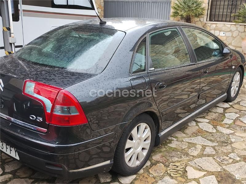 Usado Citroën C5 Exclusive 173 CV (127 kW) 2006 Negro Berlina