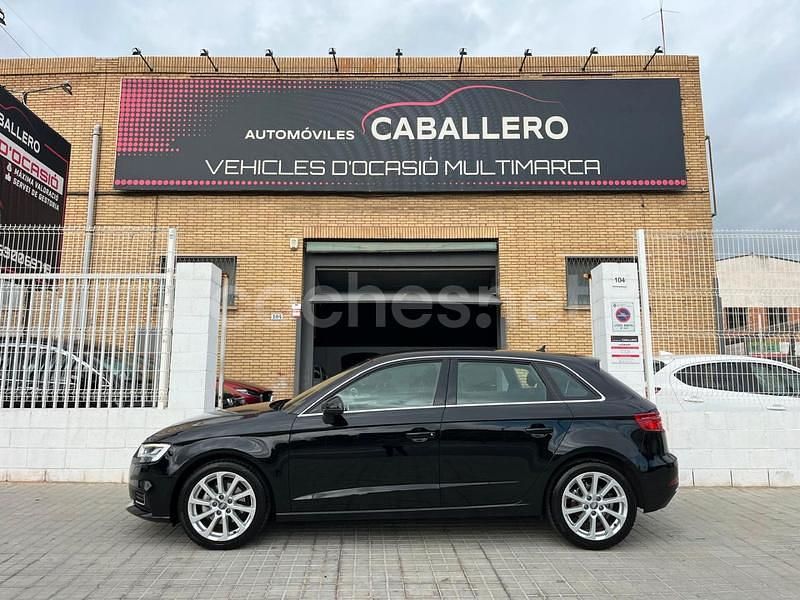 Usado Audi A3 116 CV (85 kW) 2019 Negro Berlina