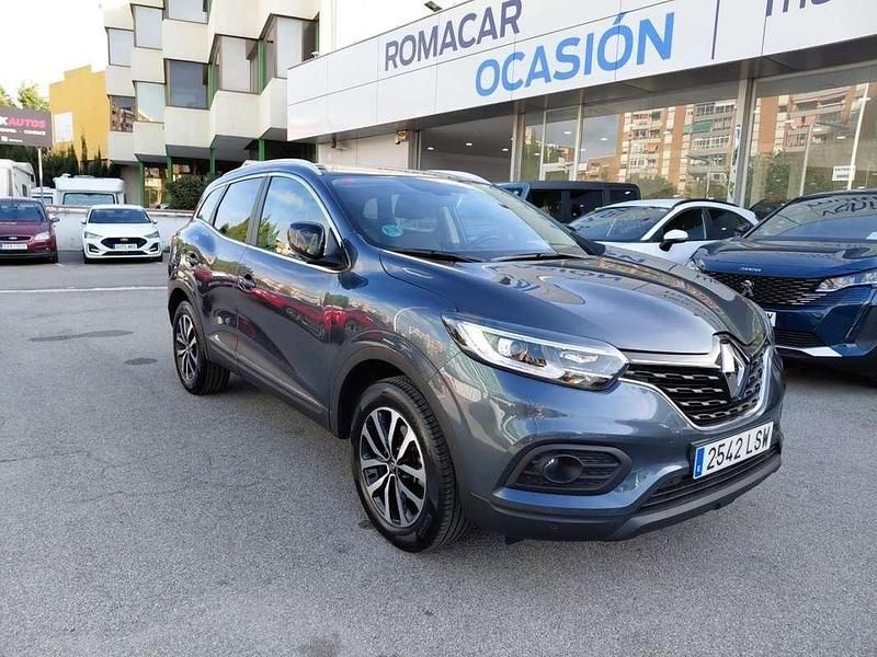 Usado Renault Kadjar LIMITED 140 CV (102 kW) 2021 Gris SUV