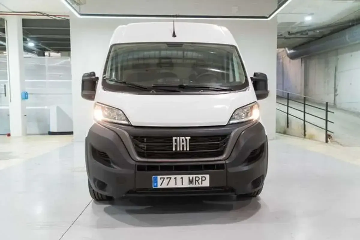 Usado Fiat Ducato 140 CV (102 kW) 2024 Blanco Van
