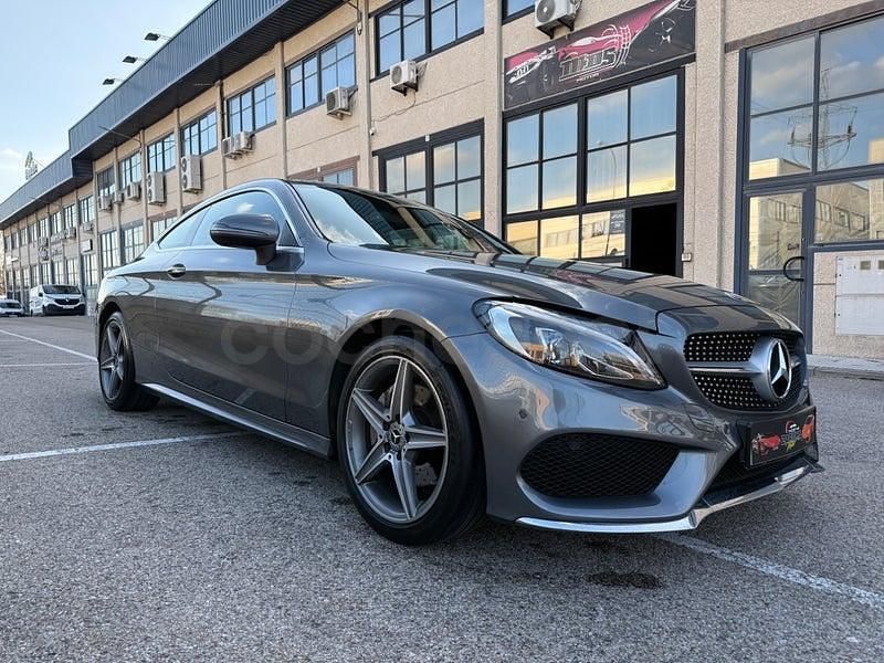 Usado Mercedes C220 170 CV (125 kW) 2018 Gris Coupe