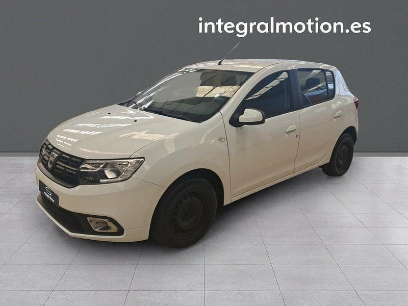 Blanco Usado 2019 Dacia Sandero Lauréate Utilitario | 10.600 € (Un poco caro) - Imagen 1/4
