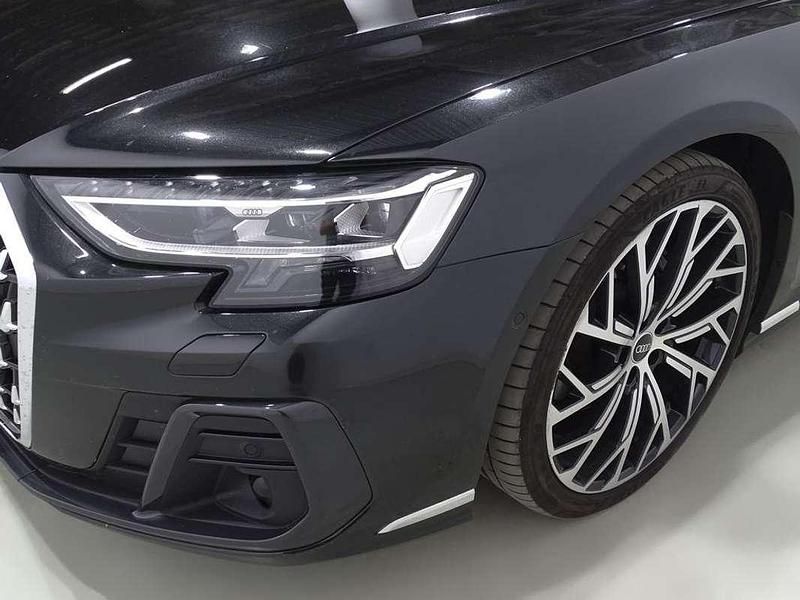Gris Usado 2022 Audi A8 Sport Berlina | 64.200 € (Precio justo) - Imagen 1/2