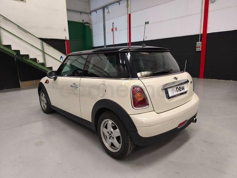 Usado Mini ONE 95 CV (69 kW) 2010 Blanco Utilitario