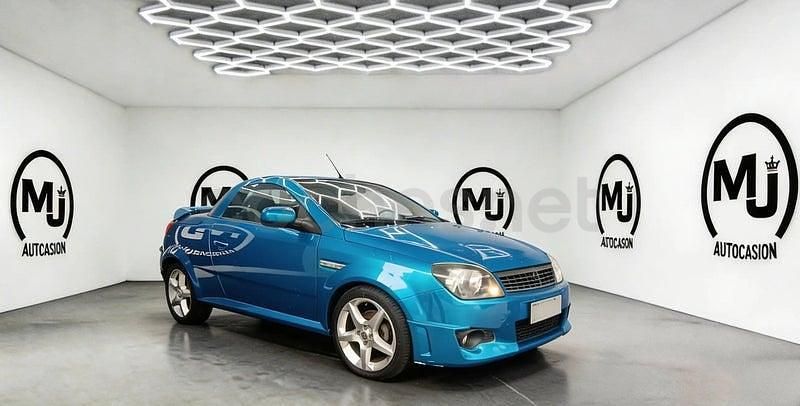 Usado Opel Tigra Sport 90 CV (66 kW) 2006 Azul Descapotable