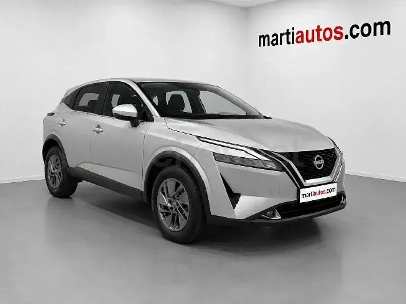 Usado Nissan Qashqai Acenta 158 CV (116 kW) 2023 Gris / plata SUV