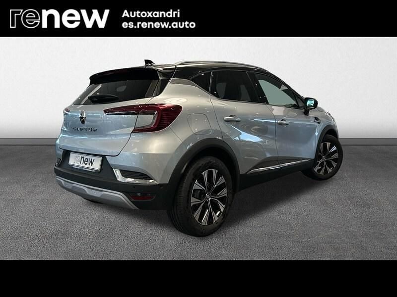 Używany Renault Captur Techno 90 KM (66 kW) 2024 Szary SUV