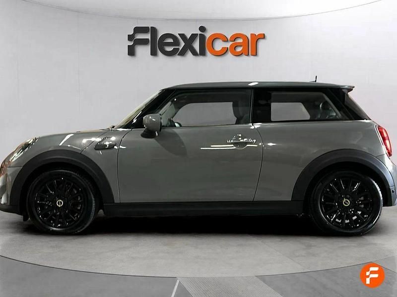 Usado Mini Cooper SE 135 kW (184 CV) 2021 Gris Utilitario