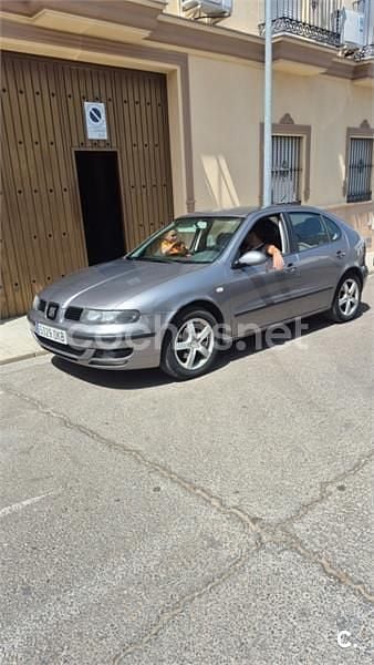 Beige Usado 2005 Seat Leon Sport Berlina | 4400 € (Precio justo) - Imagen 1/4