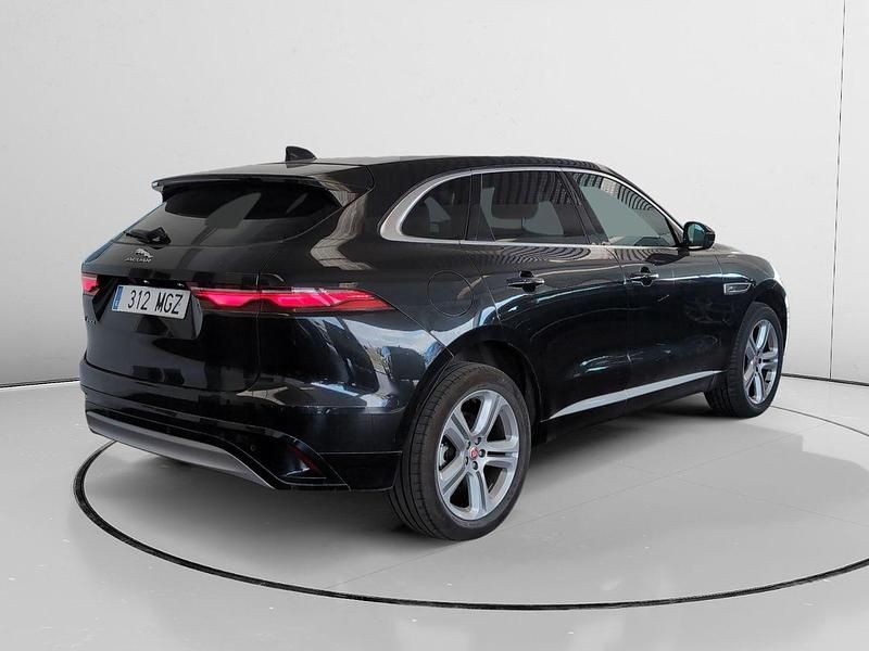 Usado Jaguar F-Pace SE 204 CV (150 kW) 2023 Negro SUV